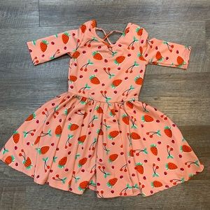 Size 5/6 Dot Dot Smile dress